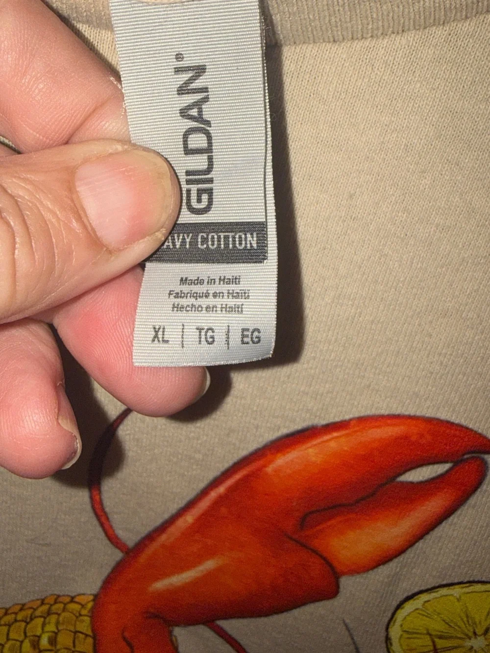 Gildan Cream Tee with Red Lobster Graphic - Picture 5 of 5